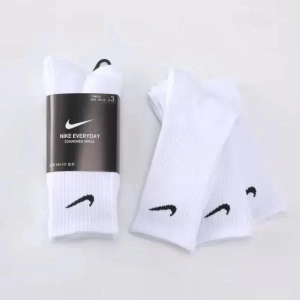 Nike Unisex White Long Quick Drying Socks - Image 2